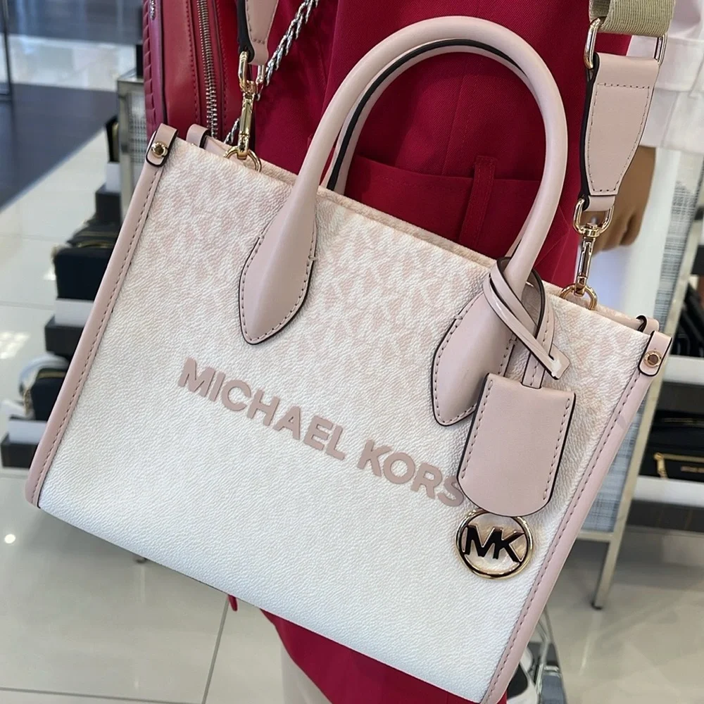 MICHAEL KORS Mirella Sm Ombré Signature Logo Crossbody SM SHOPPER TZ XBODY
Powde - Picture 3 of 16